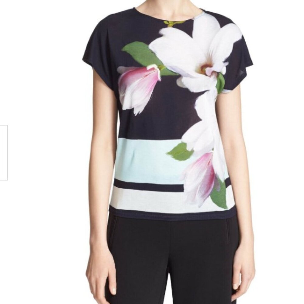 TED BAKER DALYN Magnolia top Size 8